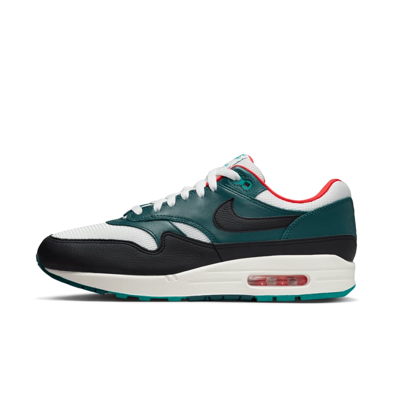 Nike Air Max 1 x LeBron FB8914-100 01