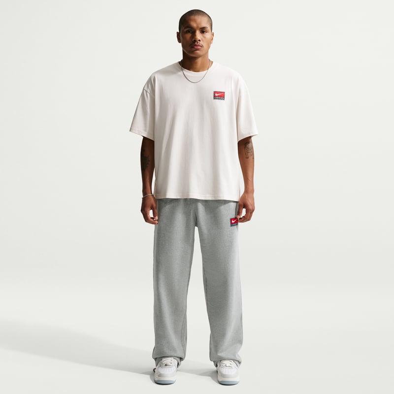 Nike Solo Swoosh Fleece Open-Hem IO0675-063 01