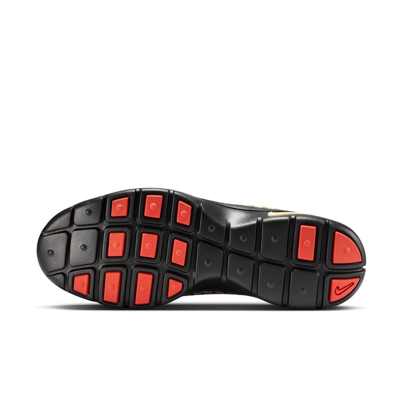 Nike Rejuven8 Run sneakers "Black & Rust Factor" | Kvinnor | Sportstyle | 02 | SPORTSHOWROOM