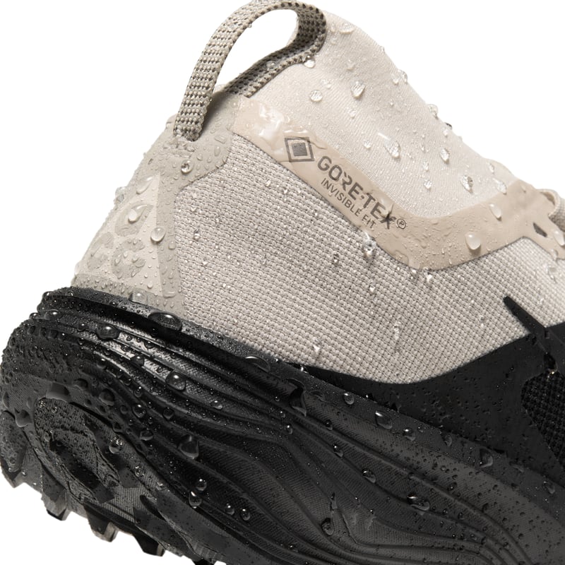 Nike ACG Pegasus GORE-TEX trailskor "Cream II & Black" | Kvinnor | Utomhus | 09 | SPORTSHOWROOM