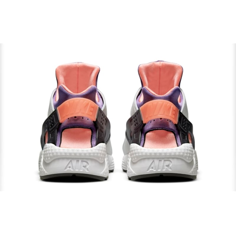 Nike Air Huarache DD1068-101 06