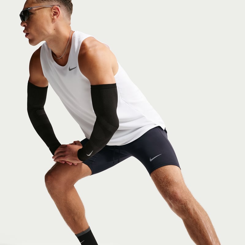 Nike Fast Dri-FIT FN3371-010 04