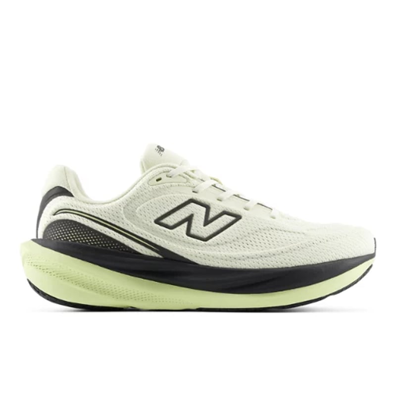 New Balance 1080v15 juoksukengät "Pistachio Butter & Black" | Miehet | Juoksu | 00 | SPORTSHOWROOM
