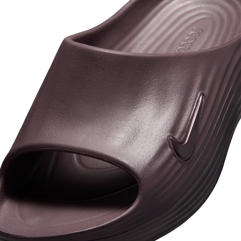 Nike ReactX Rejuven8 Slides sneakers "Tattoo & Burgundy Crush" | Dames | Sportstyle | 06 | SPORTSHOWROOM