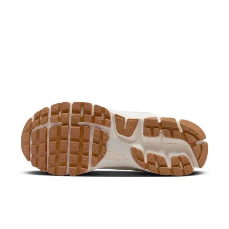 Nike Zoom Vomero 5 HM5886-133 02