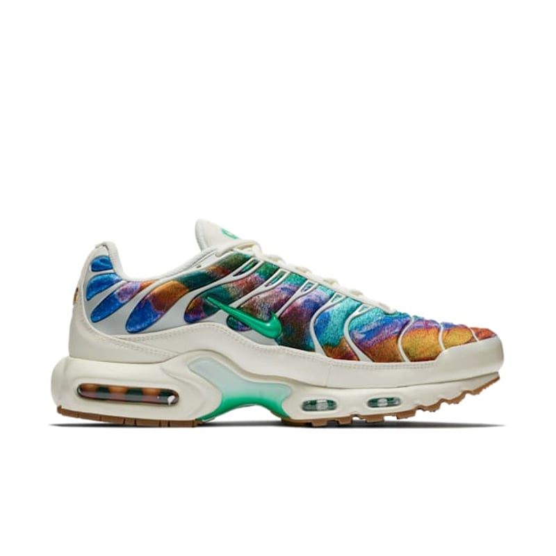 Nike Air Max Plus AR1949-100 03