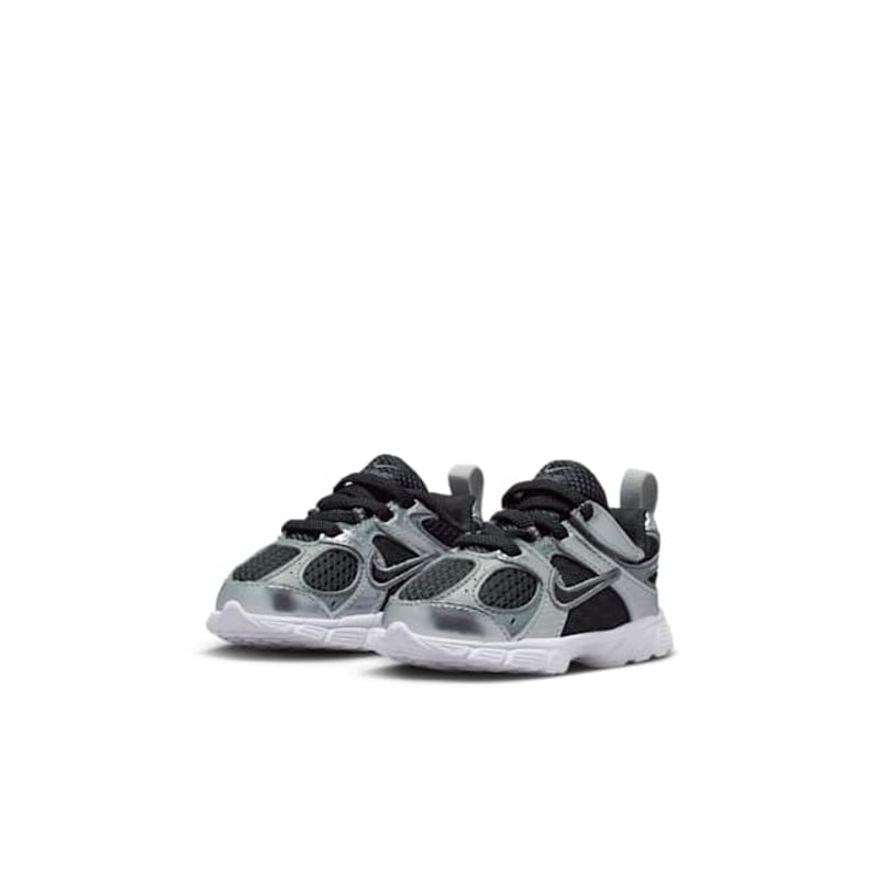 Nike V5 RNR HQ6413-001 05