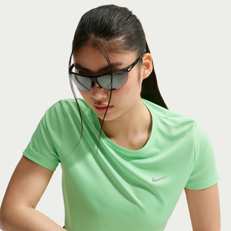 Maillot Nike Tempo Dri-FIT "Illusion Green" | Femme | Course à pied | 03 | SPORTSHOWROOM