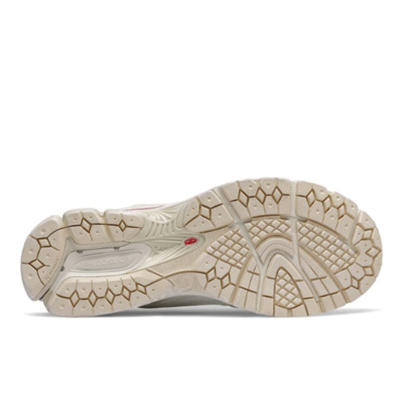 New Balance 2002R ‘Protection Pack’ M2002RDC 04
