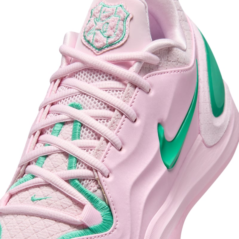 Nike A'Two basketballsko "AKA" | Dame | Basket | 06 | SPORTSHOWROOM