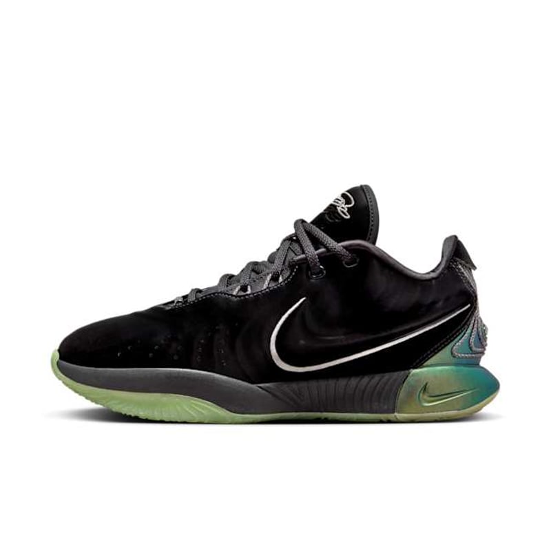 Nike LeBron 21 FB2238-001 01