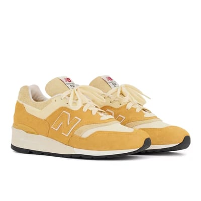 New Balance 997 Made in USA sneakers "Dried Apricot & Calcium" | Dame & Herre | Sportstyle | 00 | SPORTSHOWROOM