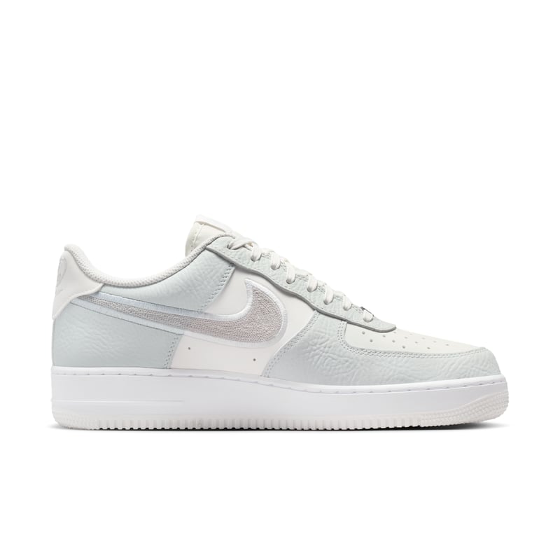 Zapatillas Nike Air Force 1 '07 LV8 "Summit White & Vast Grey" | Hombre | Estilo deportivo | 02 | SPORTSHOWROOM