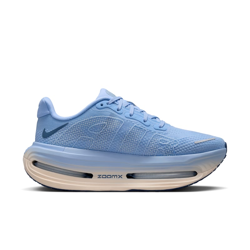 Běžecké boty Nike Vomero Premium "Aluminum & Mystic Navy" | Ženy | Běh | 02 | SPORTSHOWROOM