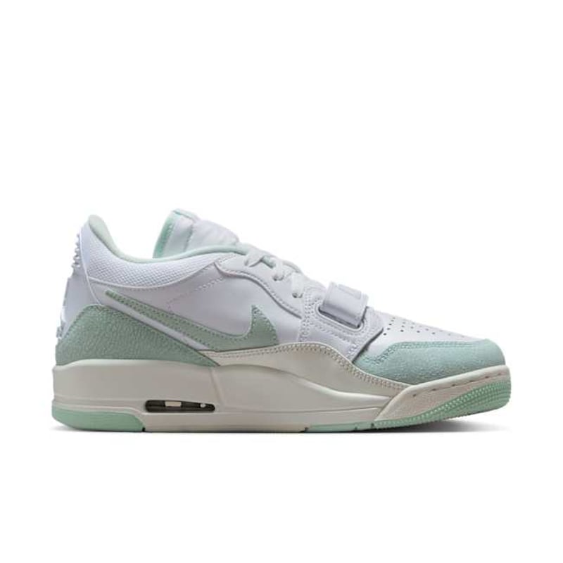Jordan Legacy 312 Low FQ7827-103 03