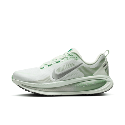 Nike Vomero 18 HM6804-300 01