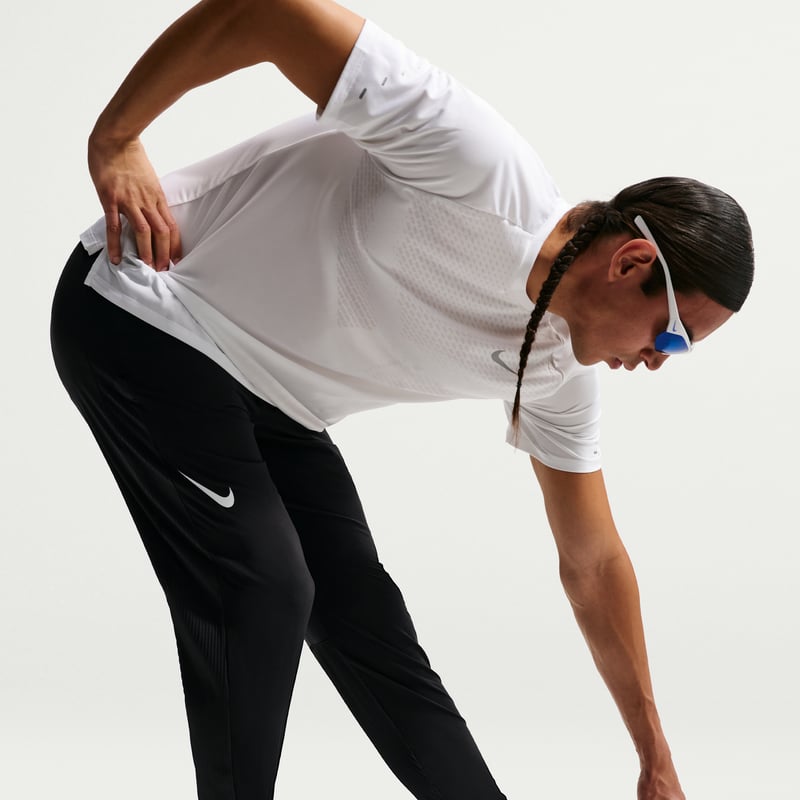 Nike AeroSwift Dri-FIT ADV FN3361-010 04