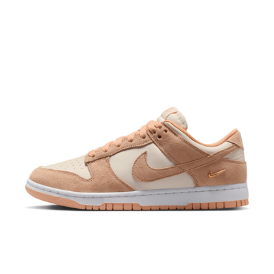 Nike Dunk Low Suede sneakers "Sunset Haze" | Dames | Sportstyle | 01 | SPORTSHOWROOM