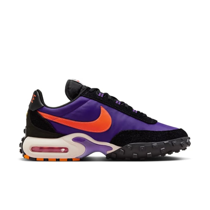 Nike Air Max Waffle FV6946-500 03