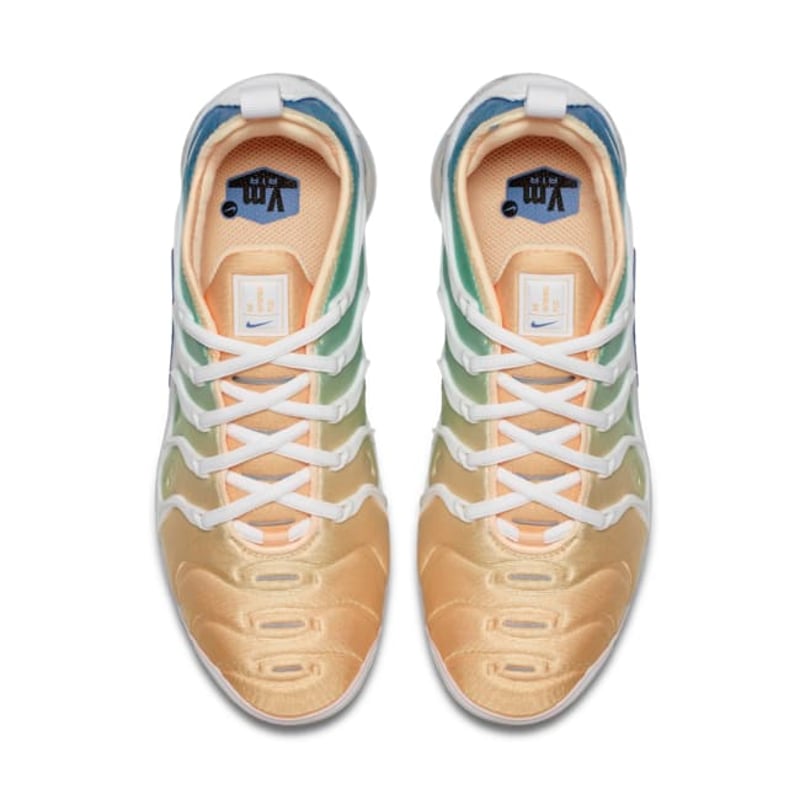 Nike Air VaporMax Plus AO4550-100 04