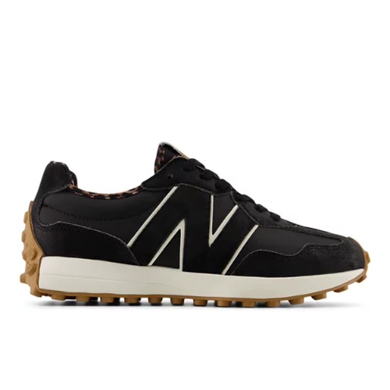 New Balance 327 Golf WG327BLK 01
