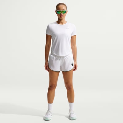 Short Nike Tempo Flow Swoosh Dri-FIT Mid-Rise Brief-Lined "White" | Femme | Entraînement & Course à pied | 01 | SPORTSHOWROOM