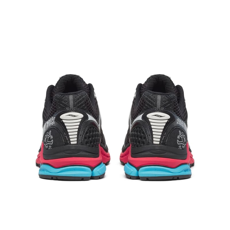 Saucony ProGrid Triumph 4 x Keith Haring S71022-1 04