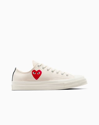 Converse Chuck 70 Low x Comme des Garçons PLAY ‘Single Heart’ A08805C