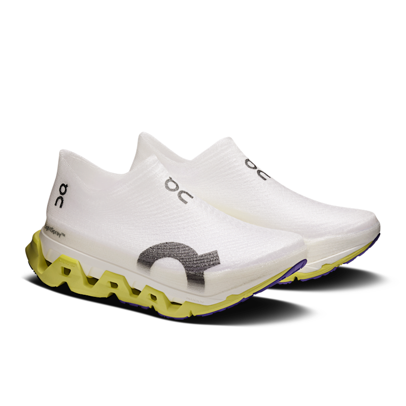 On LightSpray Cloudmonster 3 Hyper runners "Limelight & Bloom" | Men & Women | Running | 05 | SPORTSHOWROOM