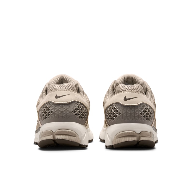 Nike Zoom Vomero 5 trainers "Desert Khaki & Classic Olive" | Men | SportStyle | 05 | SPORTSHOWROOM