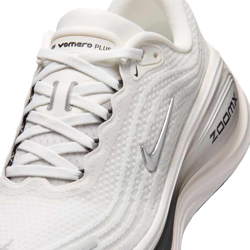 Nike Vomero Plus IO9916-101 07