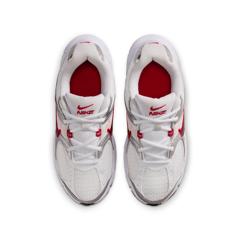 Nike V5 RNR HQ6411-105 04