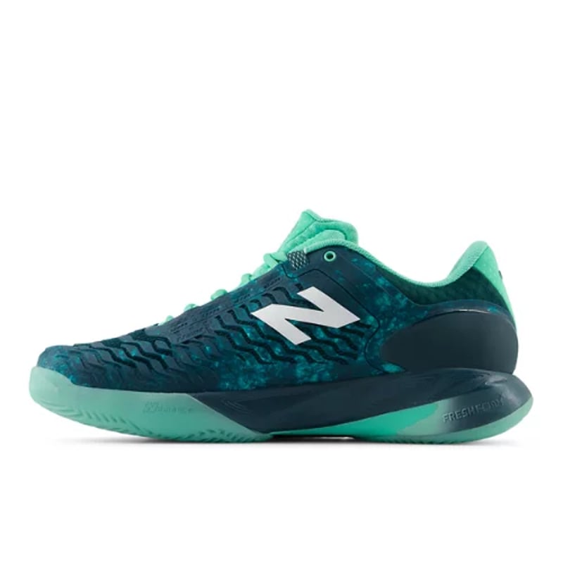 Buty do tenisa New Balance Fresh Foam X CT-Rally v2 Clay "Medusa Green & Deep End" | Mezczyzni | Tenis | 01 | SPORTSHOWROOM