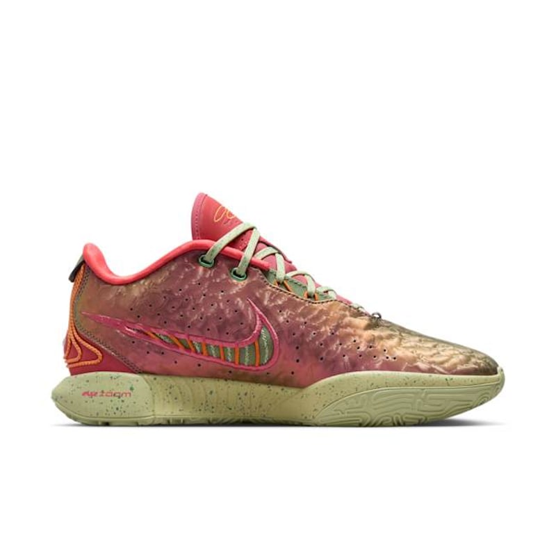 Nike LeBron 21 FN0709-800 03