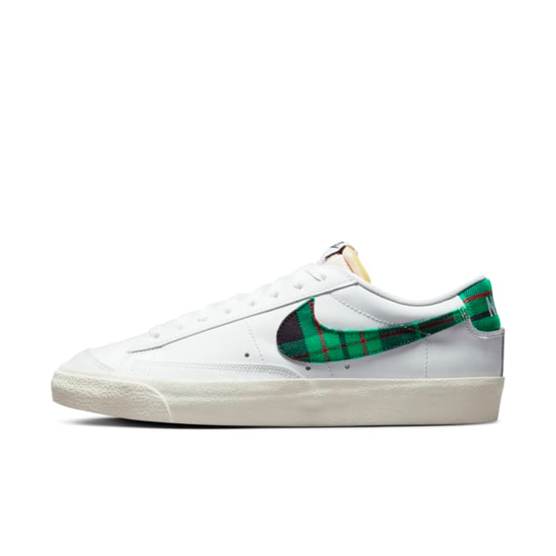 Nike Blazer Low '77 Premium DV0801-100 01