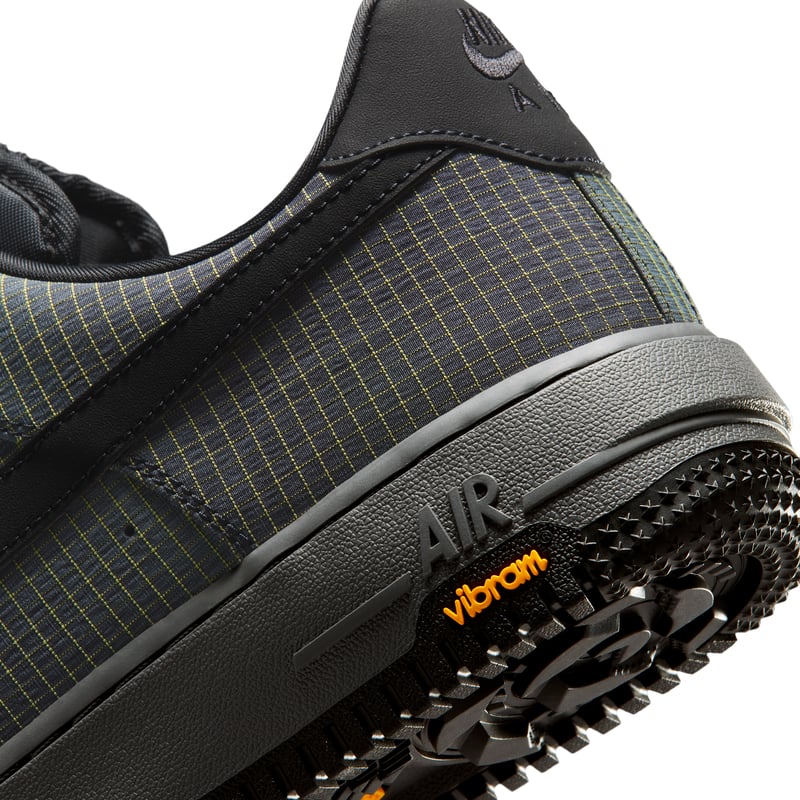 Zapatillas Nike Air Force 1 '07 LX Vibram "Pencil Point & Black" | Hombre | Estilo deportivo | 07 | SPORTSHOWROOM