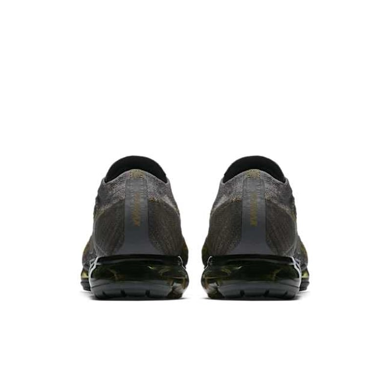 Nike Air VaporMax 899473-004 06