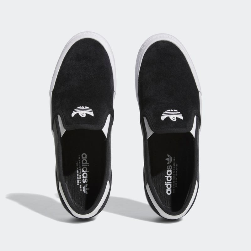 adidas Shmoofoil IG5268 02