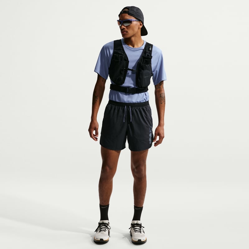Nike Stride Dri-FIT IQ0985-010 01