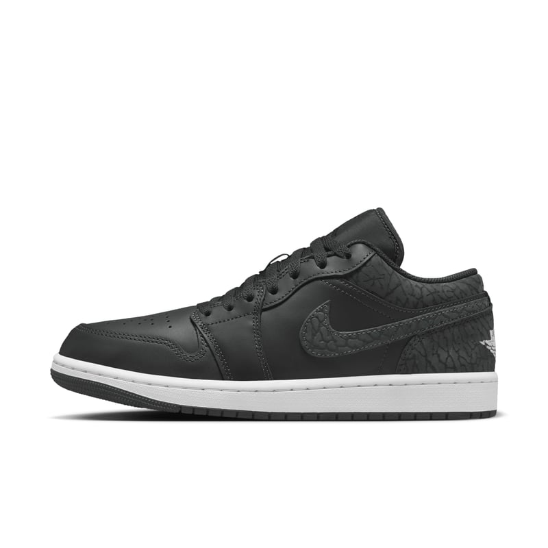 Jordan 1 Low SE FB9907-001 01