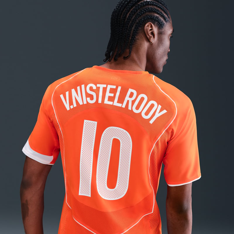 Nike Netherlands 2004 Total 90 Reissue Replica Shirt "Ruud van Nistelrooy" | Men | SportStyle | 02 | SPORTSHOWROOM