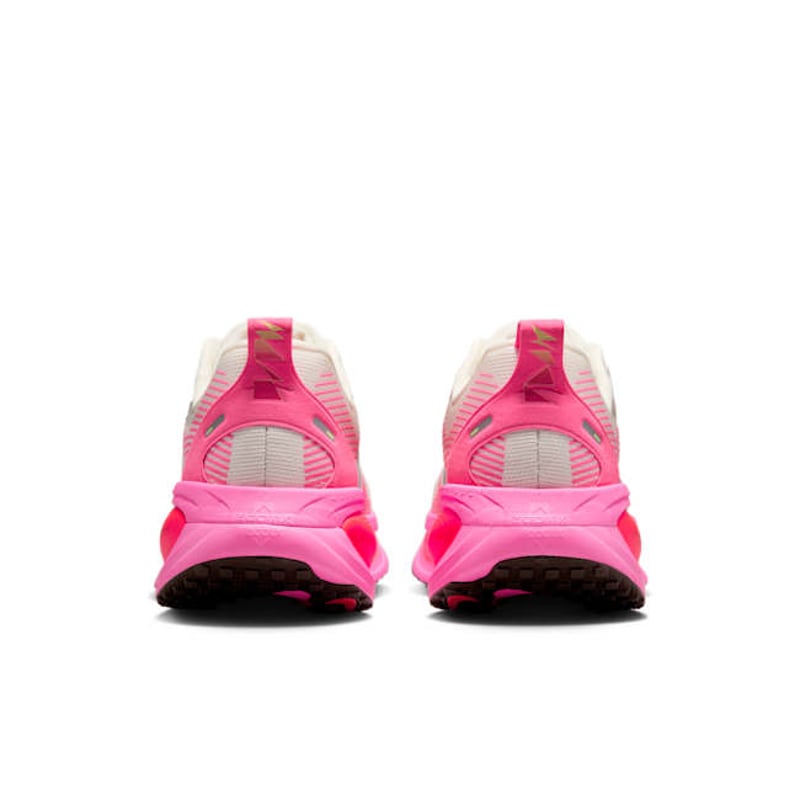 Nike Vomero 18 IB7315-100 06