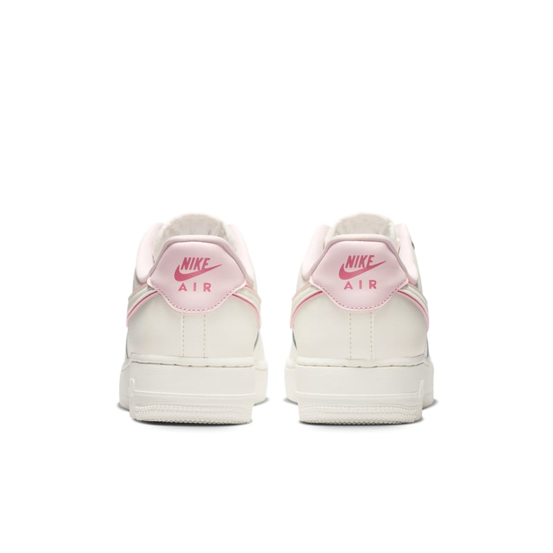 Zapatillas Nike Air Force 1 '07 Essential "Sail & Pink Foam" | Mujer | Estilo deportivo | 05 | SPORTSHOWROOM