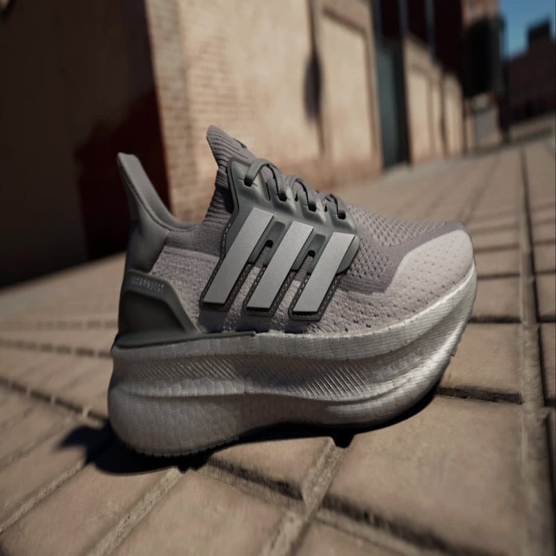 adidas Ultraboost 5 IF1483 02