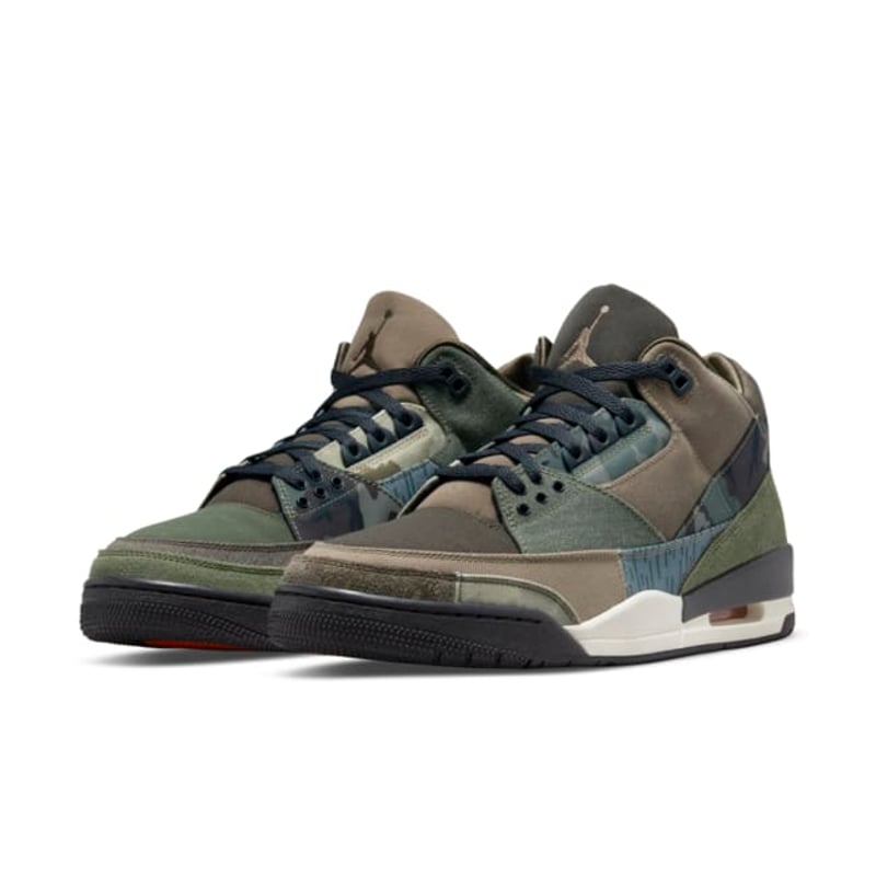 Jordan 3 Retro DO1830-200 04