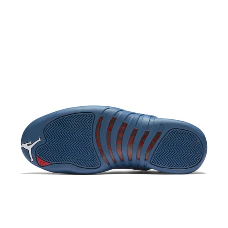 Jordan 12 Retro 130690-113 02