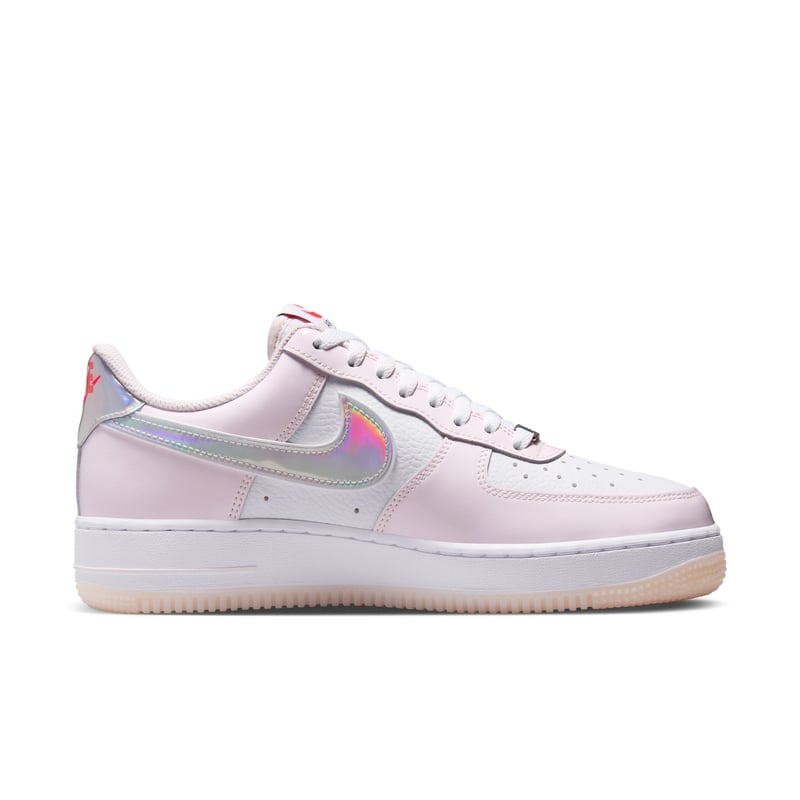 Nike Air Force 1 '07 trainers "Smiley Swoosh" | Women | SportStyle | 03 | SPORTSHOWROOM