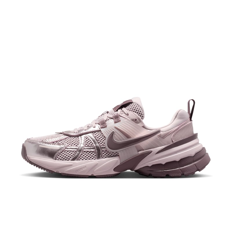 Nike V2K Run trainers "Particle Rose & Tattoo" | Women | SportStyle | 01 | SPORTSHOWROOM