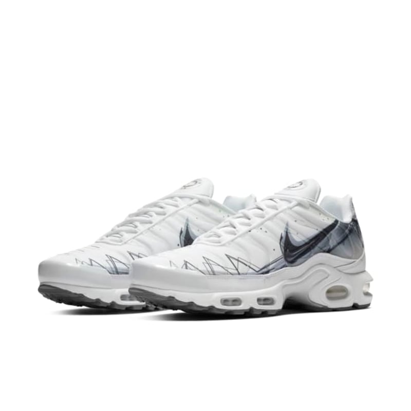 Nike Air Max Plus BV7826-100 05