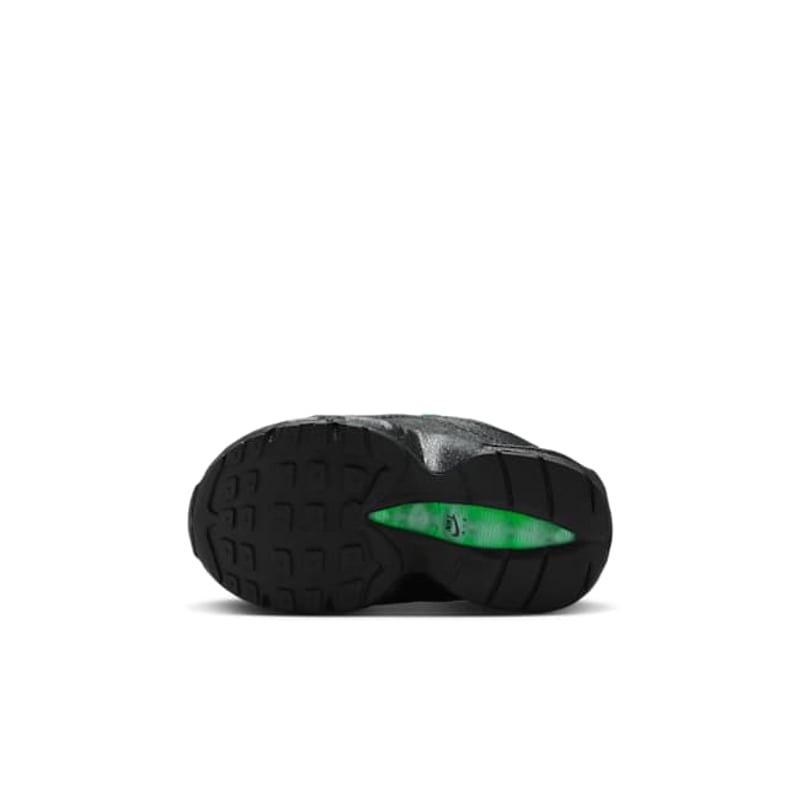 Nike Air Max 95 Recraft HQ6365-009 02